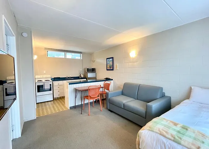 Queen Suite