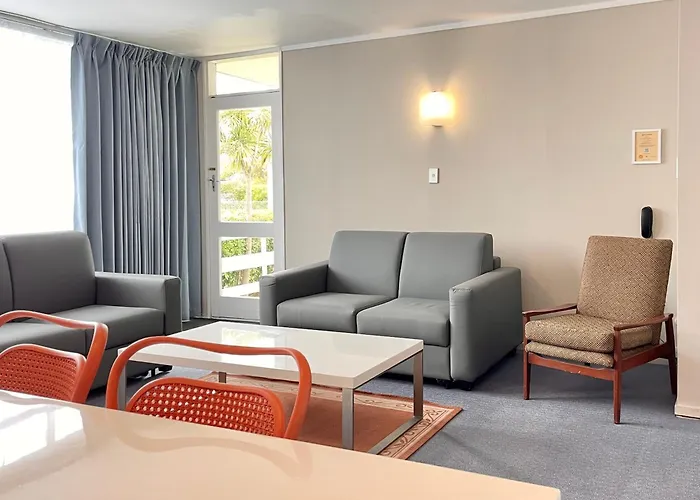 Deluxe Family Suite